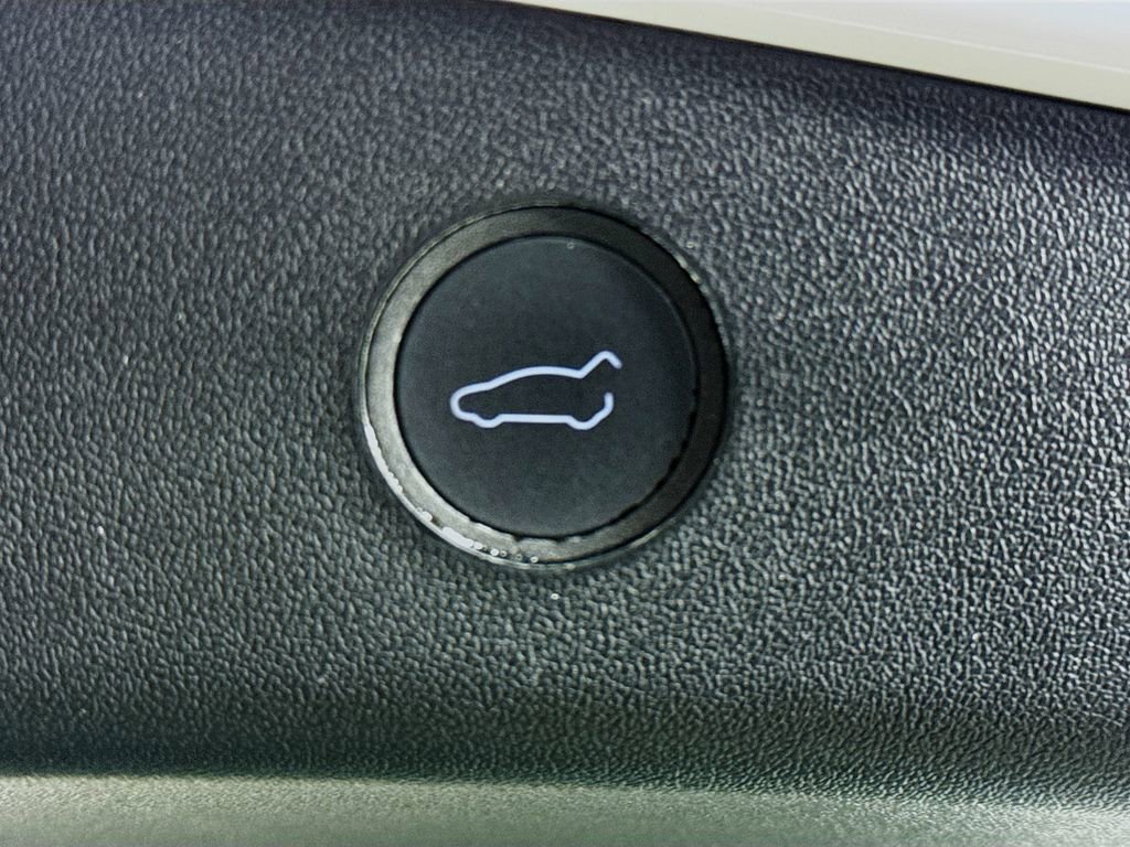 Used 2023 Tesla Model 3 Standard Range RWD image 30