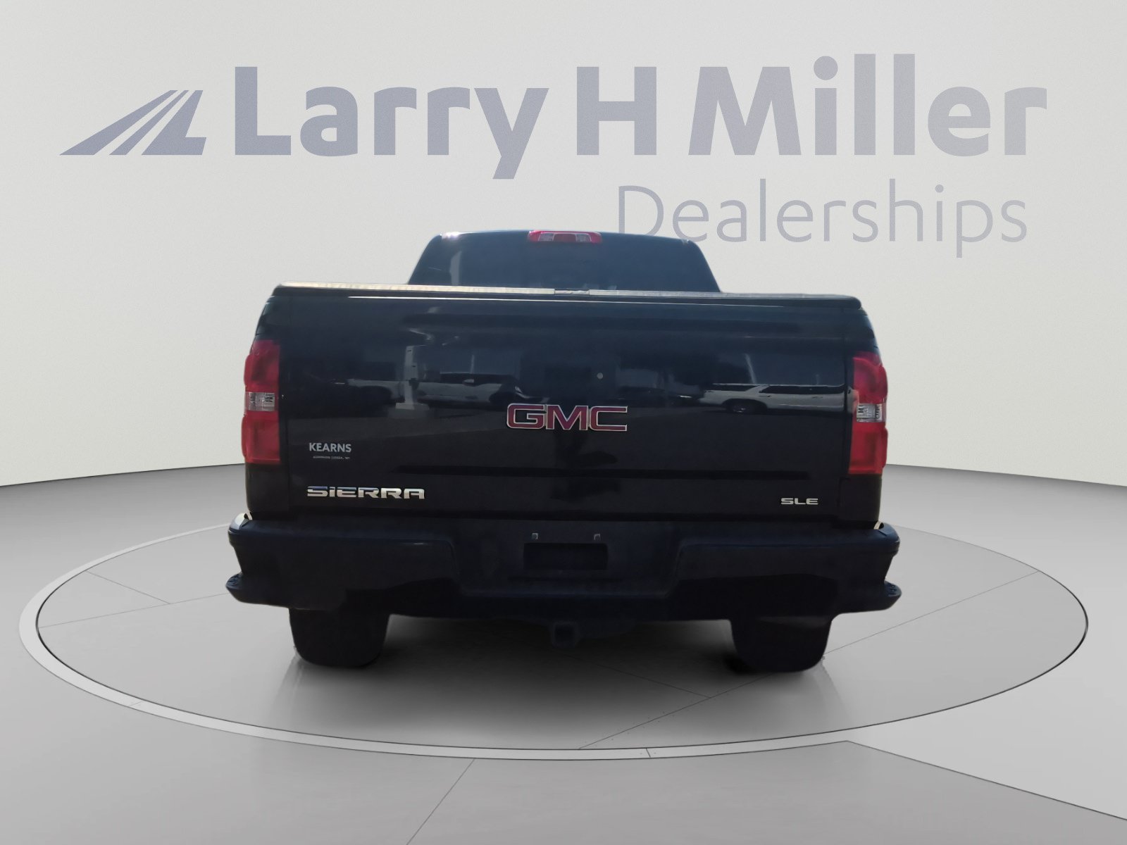 Used 2017 GMC Sierra 1500 SLE w/ Elevation Edition AWD/4WD image 4