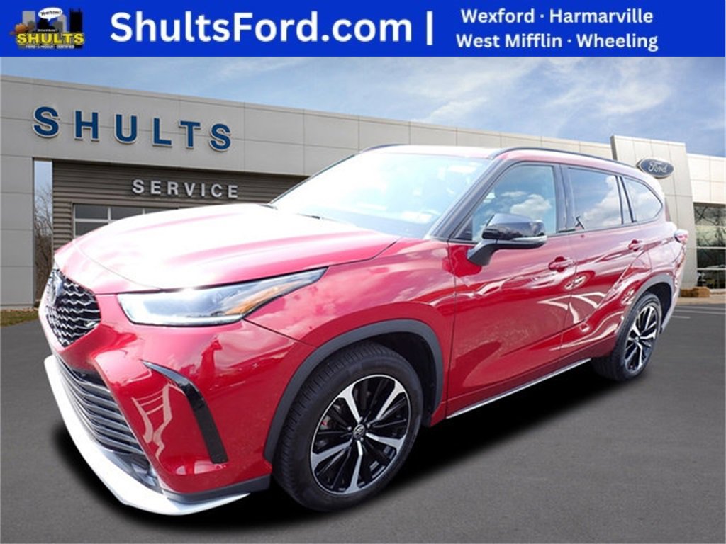 Used 2022 Toyota Highlander XSE