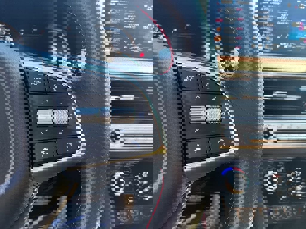 Used 2024 Genesis G70 2.5T w/ Sport Prestige Package image 16