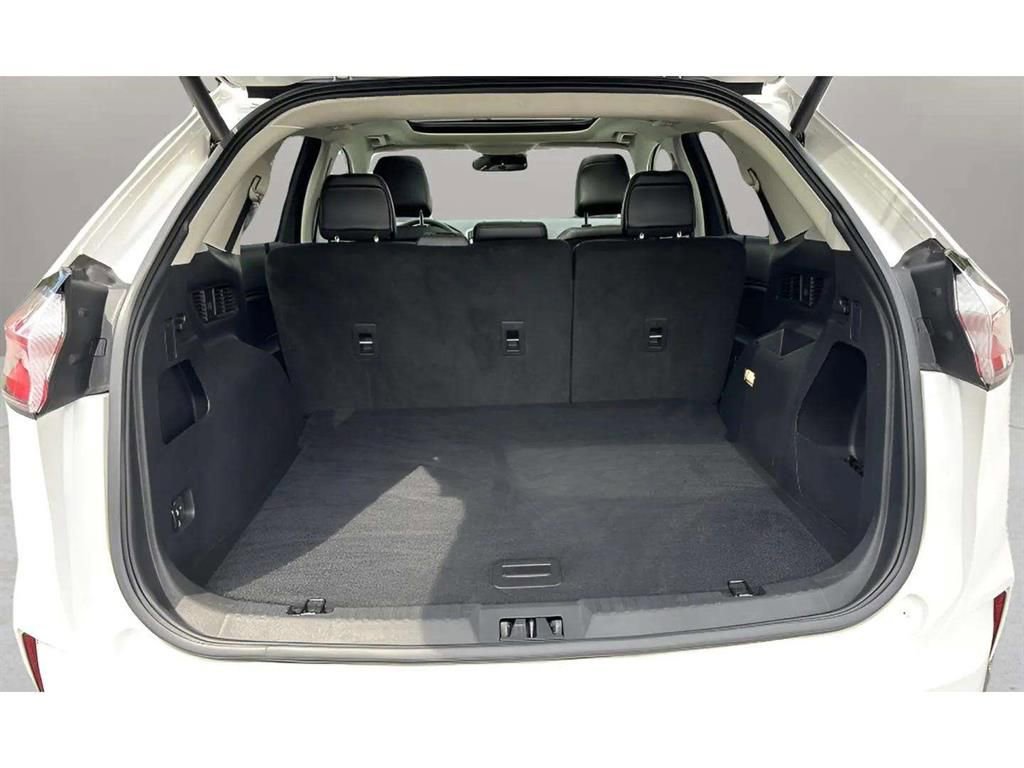 Used 2023 Ford Edge SEL w/ Convenience Package image 9