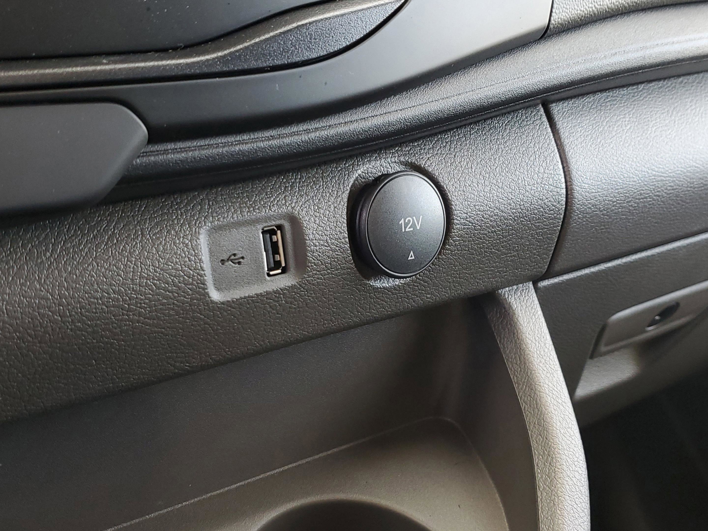 New 2025 Ford Transit 250 148 Medium Roof w/ Load Area Protection Package image 20