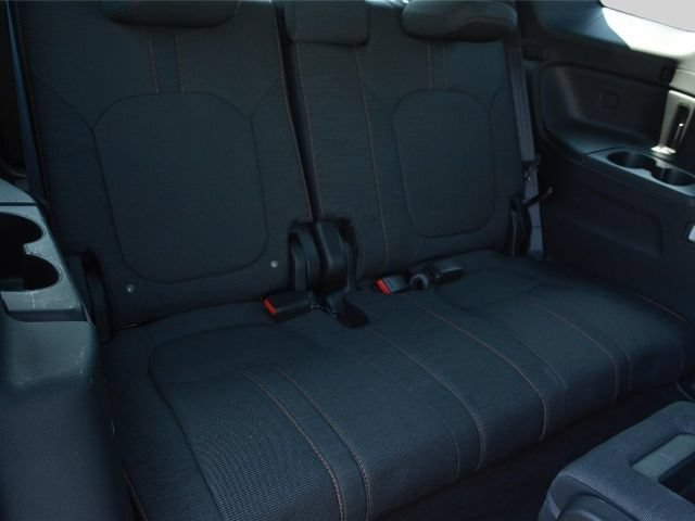 Used 2025 Honda Pilot Sport image 24