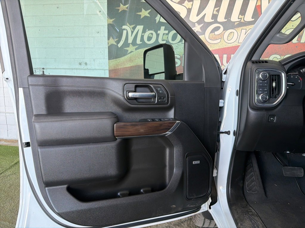 Used 2023 GMC Sierra 3500 SLT w/ SLT Premium Package image 14