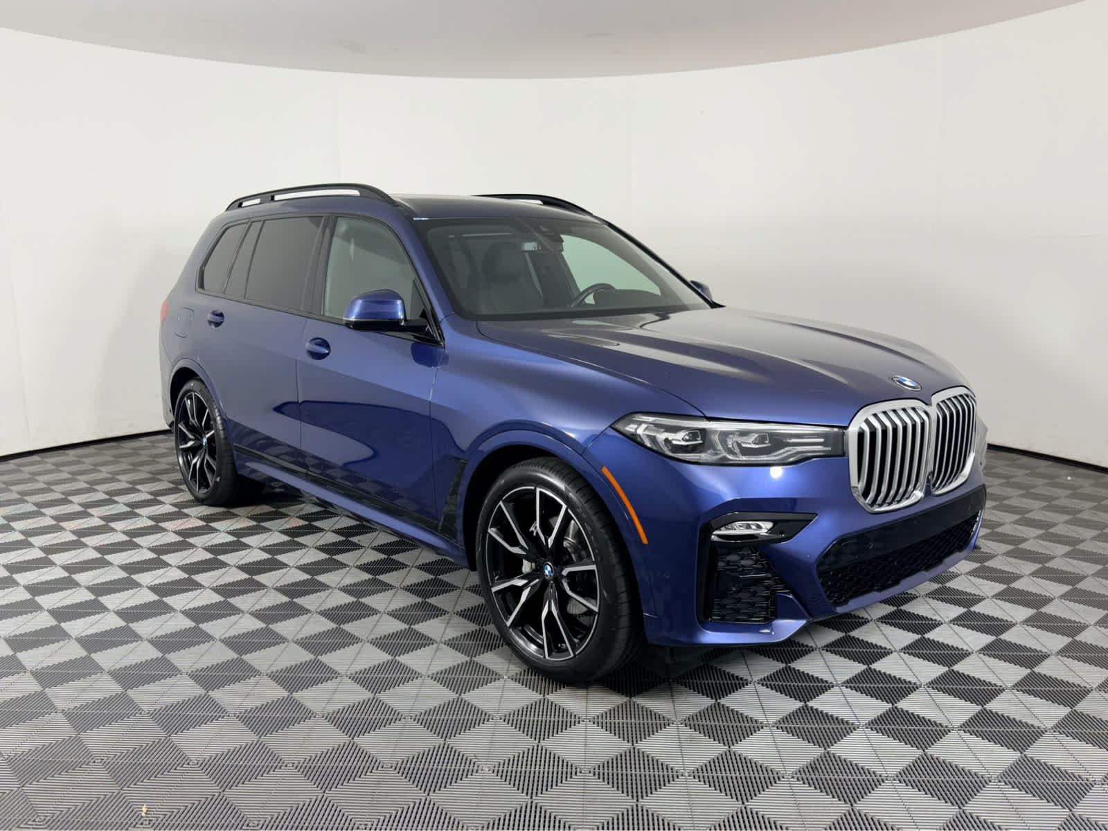 Used 2022 BMW X7 xDrive40i w/ M Sport Package