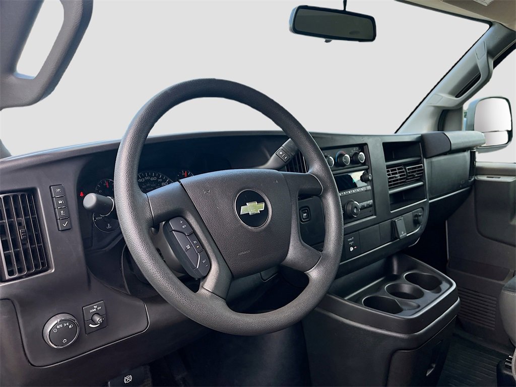Used 2024 Chevrolet Express 2500 w/ Driver Convenience Package image 9