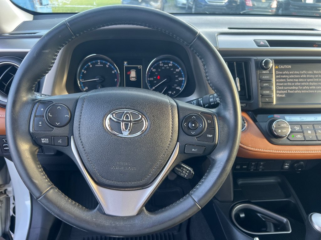 Used 2017 Toyota RAV4 Limited AWD/4WD image 30