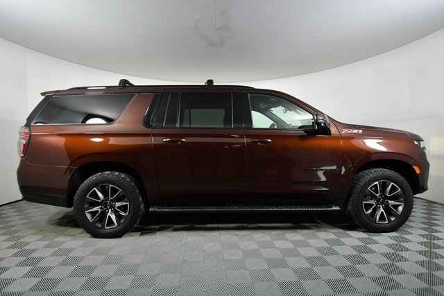 Used 2022 Chevrolet Suburban Z71 w/ Z71 Off-Road Package image 15