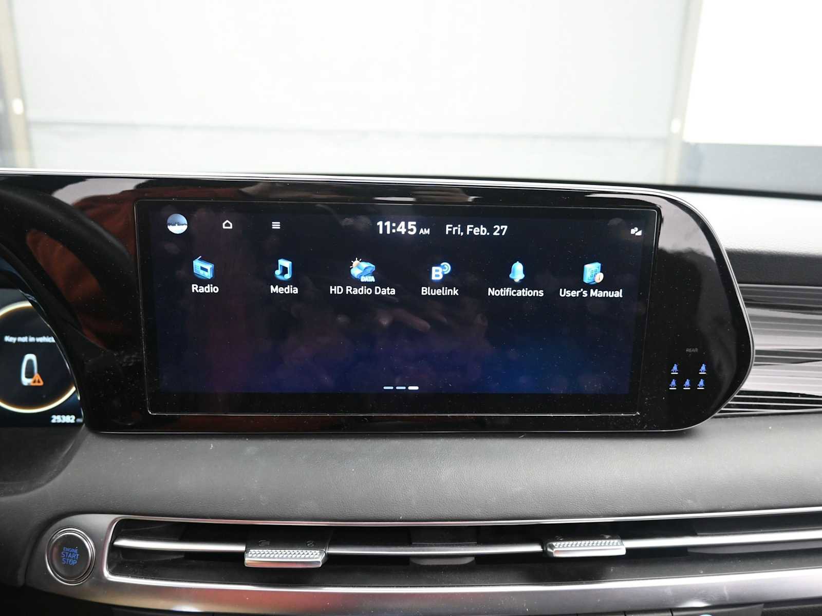 Used 2025 Hyundai Palisade Calligraphy image 16