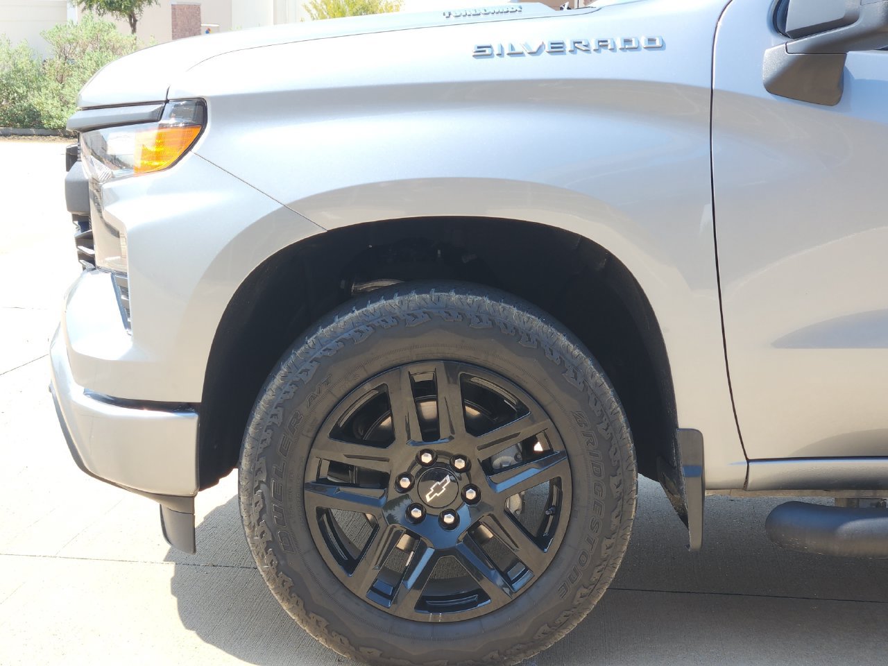 Used 2025 Chevrolet Silverado 1500 Custom w/ Turbomax Blackout Package RWD image 5