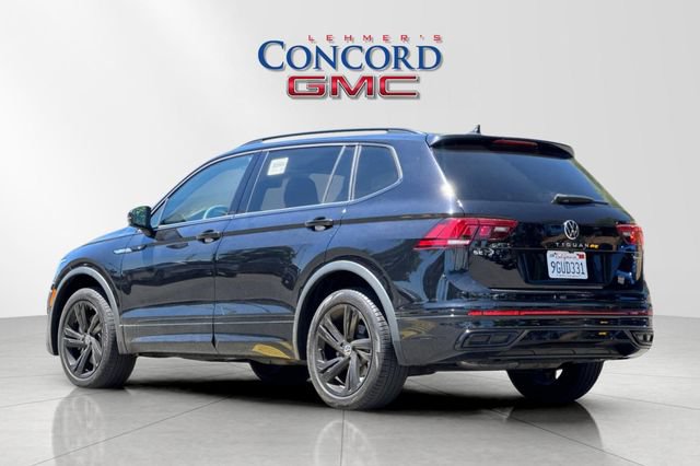 Used 2023 Volkswagen Tiguan SE R-Line AWD/4WD image 6