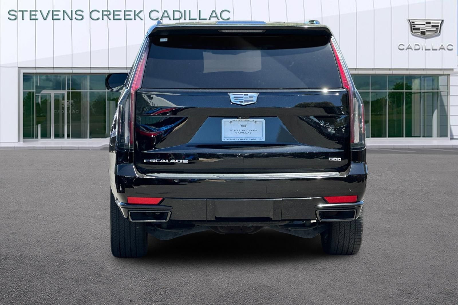 Used 2021 Cadillac Escalade Sport Platinum AWD/4WD image 4