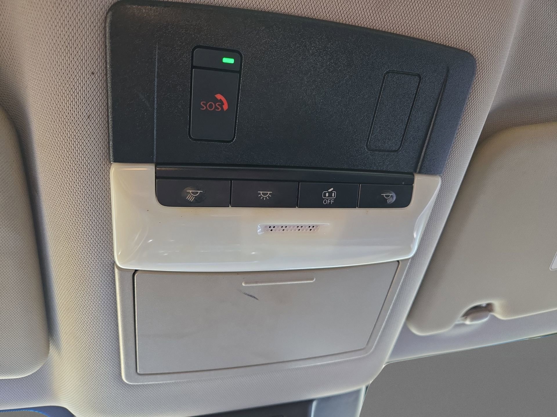 Used 2021 Nissan Rogue SV image 26