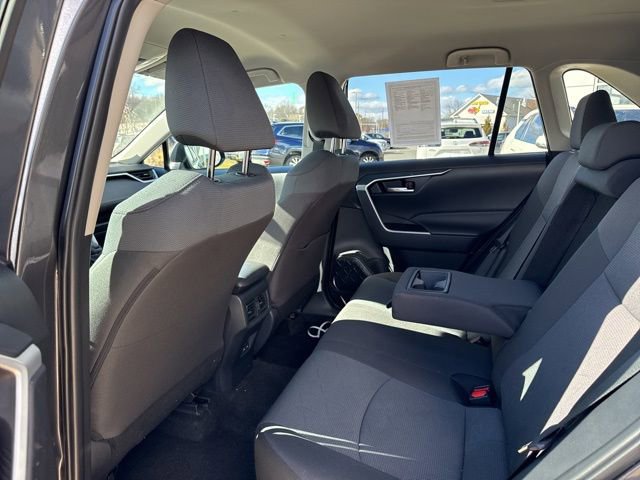 Used 2025 Toyota RAV4 XLE image 26