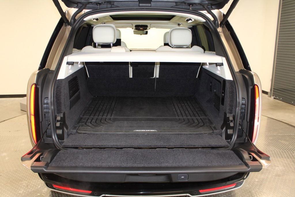 Used 2023 Land Rover Range Rover Autobiography image 51