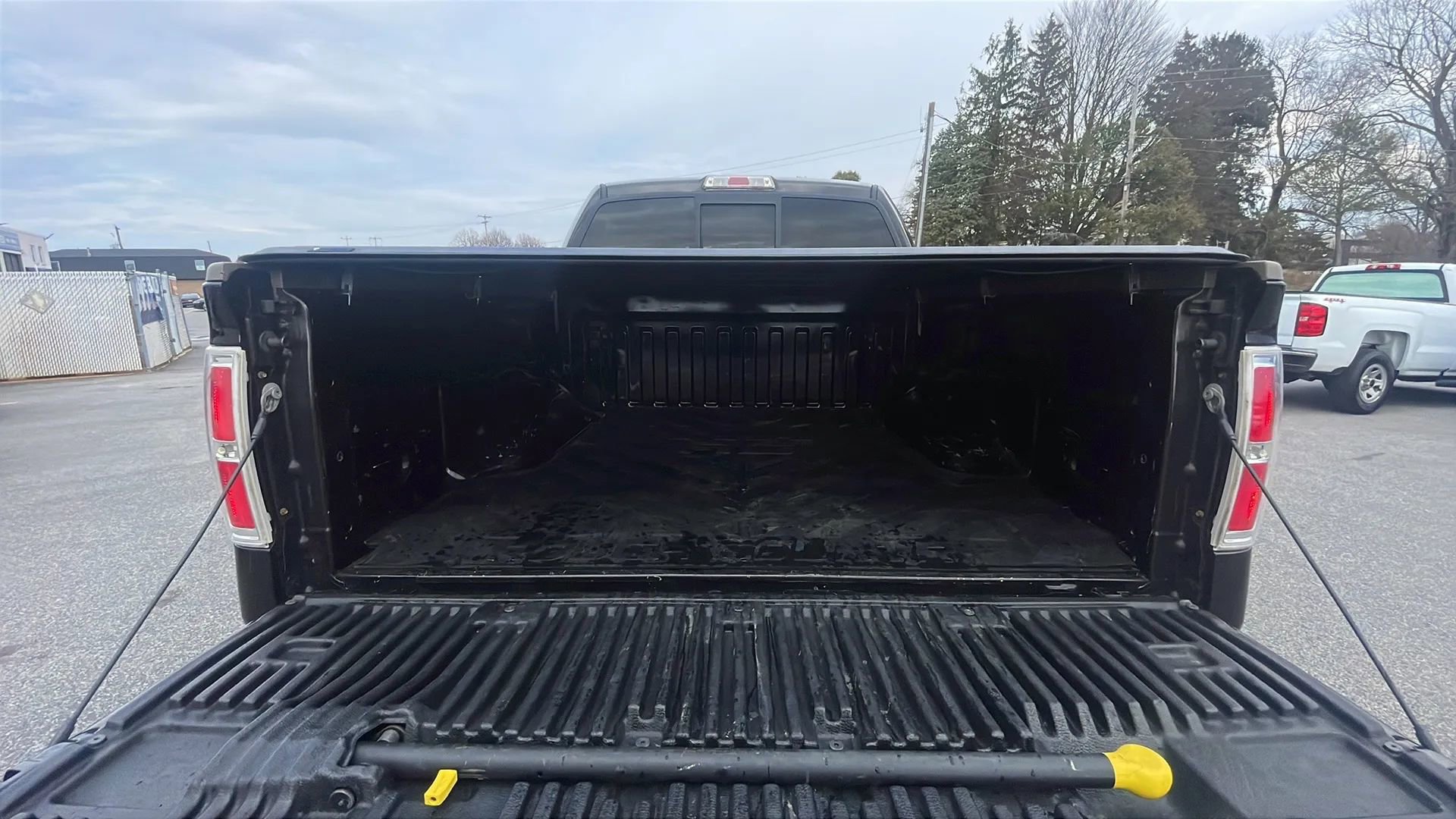 Used 2014 Ford F150 King Ranch w/ King Ranch Luxury Package image 40