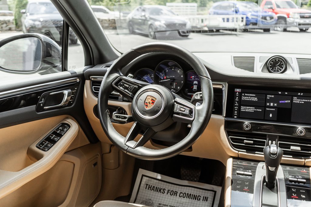 Used 2022 Porsche Macan image 13