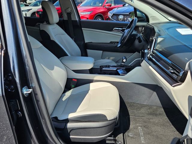 Used 2023 Kia Sportage EX image 13