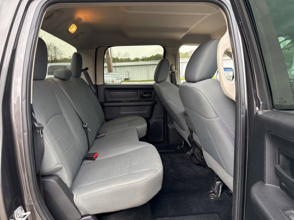 Used 2016 RAM 2500 Tradesman w/ Chrome Appearance Group AWD/4WD image 12