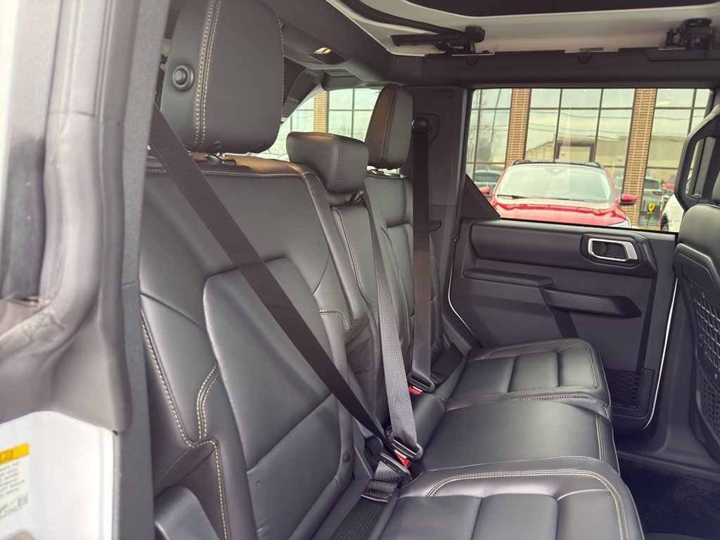 New 2025 Ford Bronco Badlands image 30