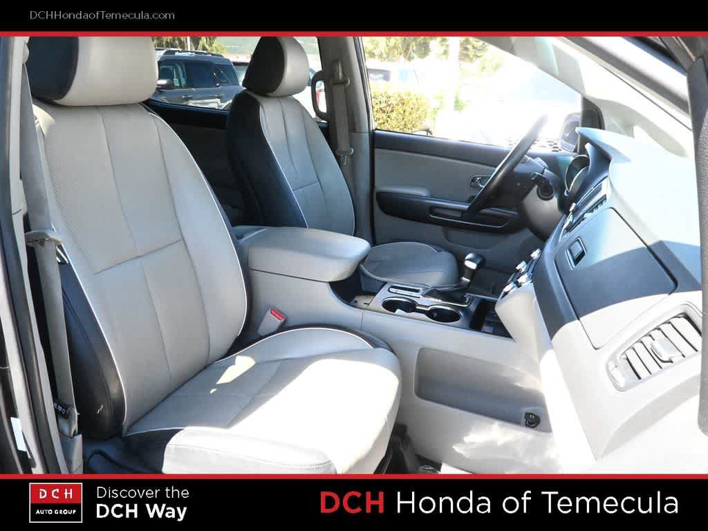 Used 2021 Kia Sedona EX FWD image 22