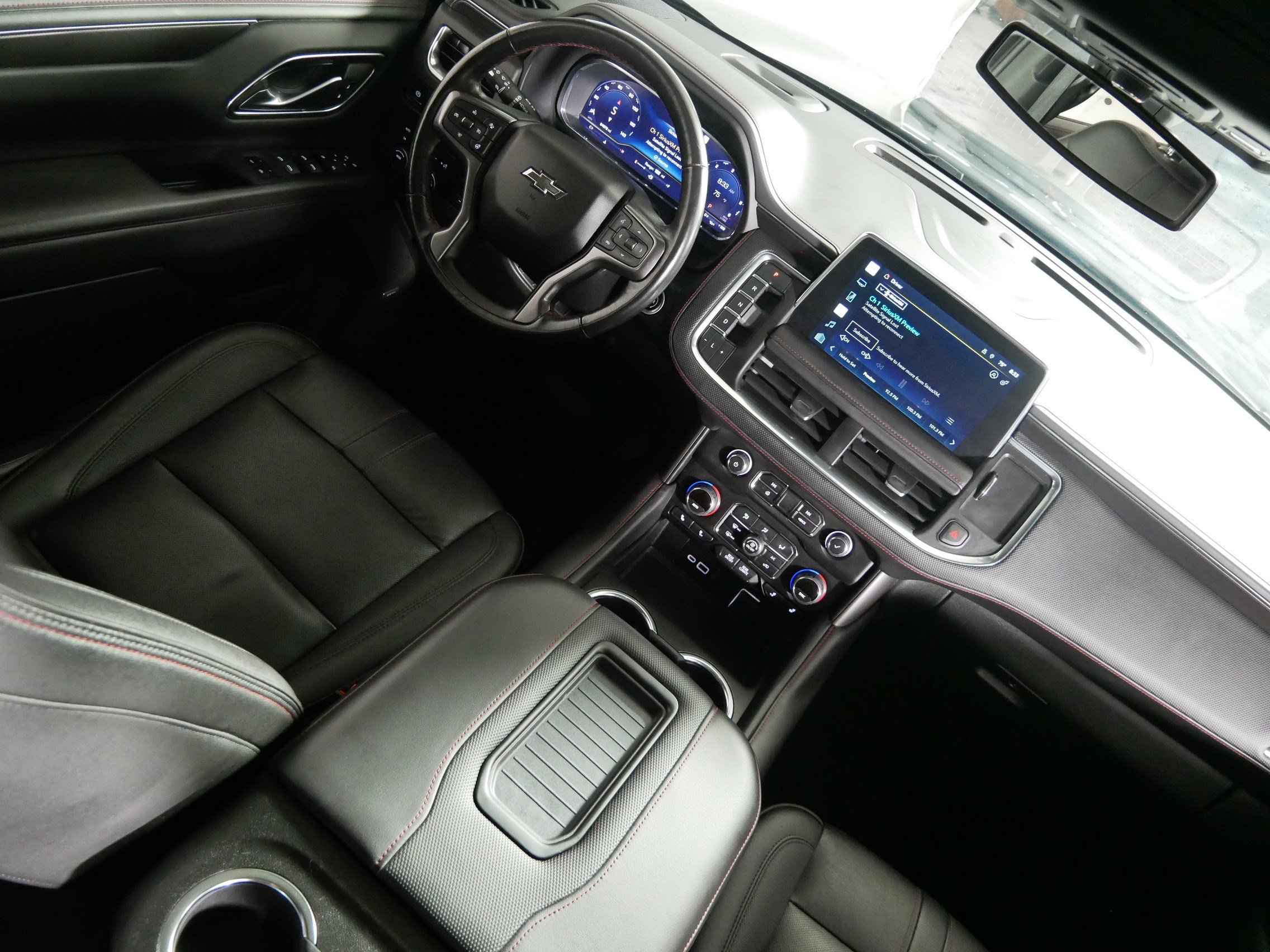 Used 2022 Chevrolet Tahoe RST w/ Luxury Package AWD/4WD image 9