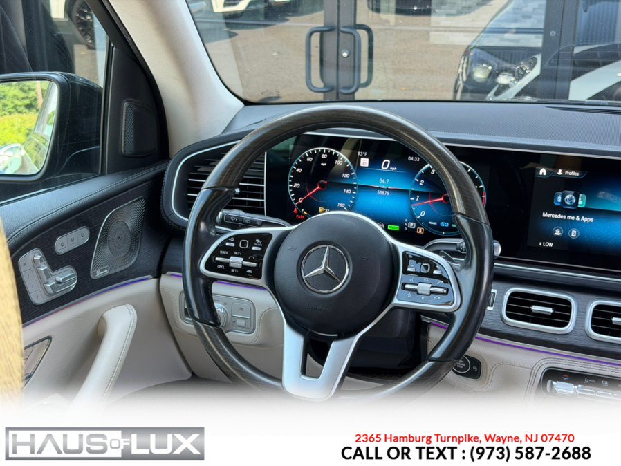 Used 2021 Mercedes-Benz GLE 450 4MATIC w/ AMG Line Exterior image 30