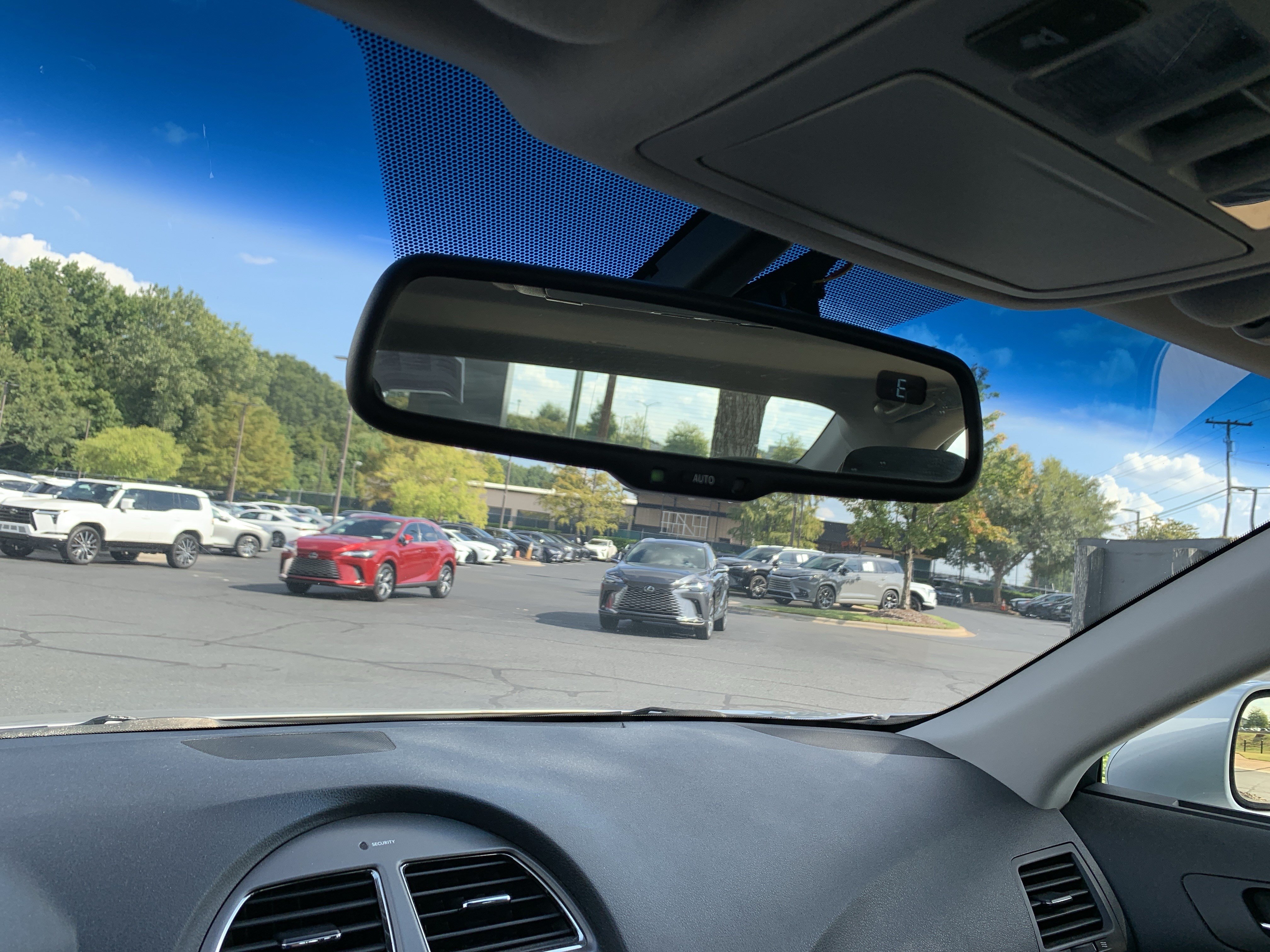Used 2010 Lexus ES 350 w/ Preferred Accessory Package FWD image 25