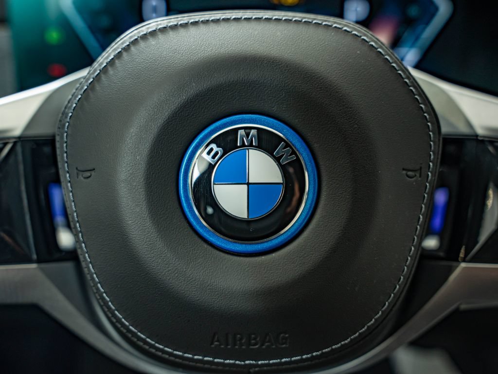 Used 2024 BMW i7 eDrive50 RWD image 22
