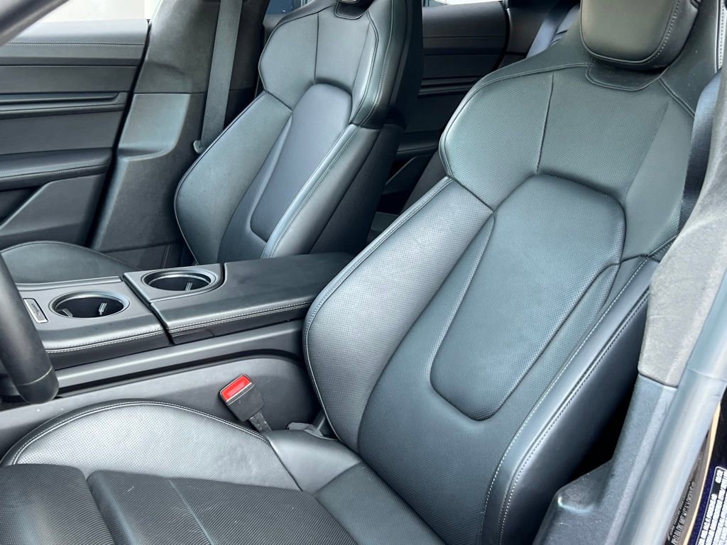 Used 2022 Porsche Taycan GTS image 15