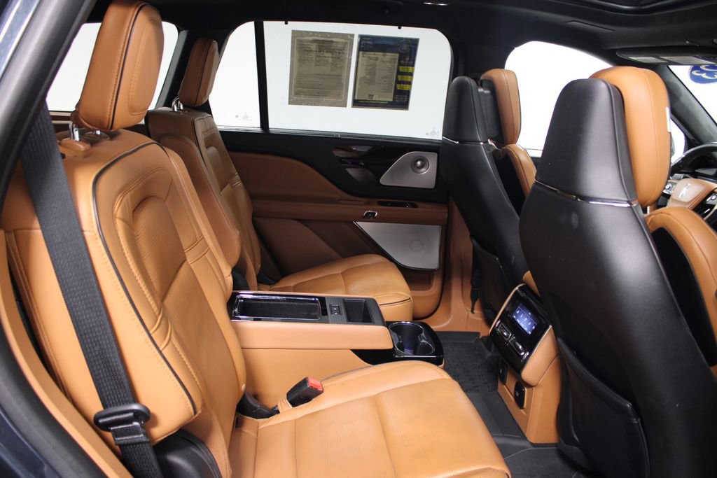Used 2023 Lincoln Aviator Black Label Grand Touring image 32