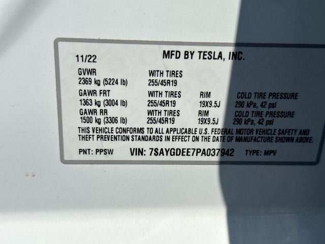 Used 2023 Tesla Model Y Long Range AWD/4WD image 33
