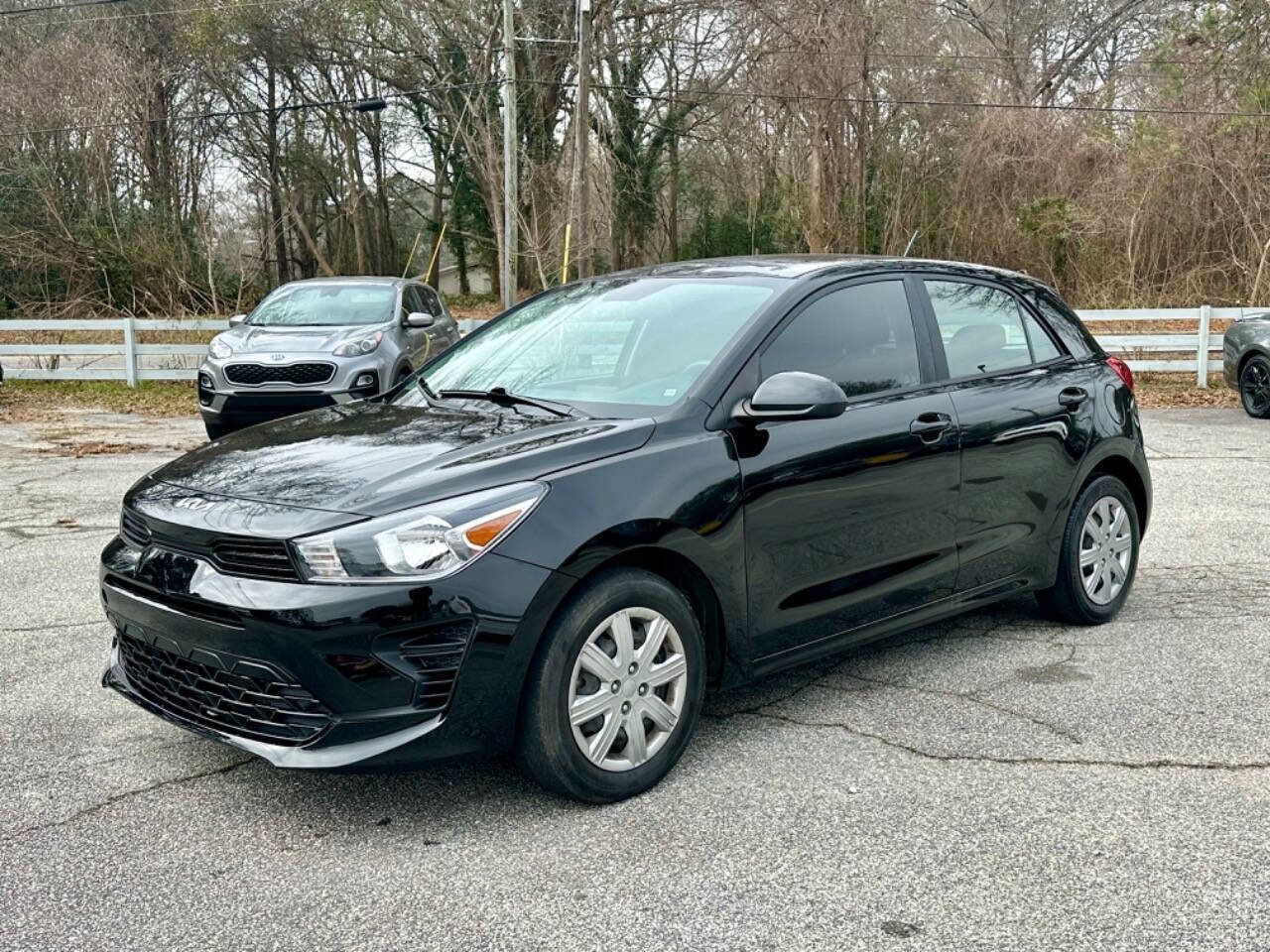 Used 2022 Kia Rio S FWD image 3