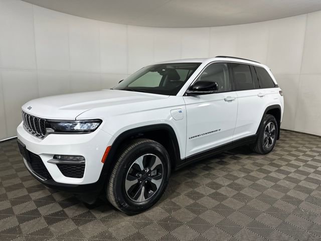 Used 2022 Jeep Grand Cherokee Limited 4xe image 7
