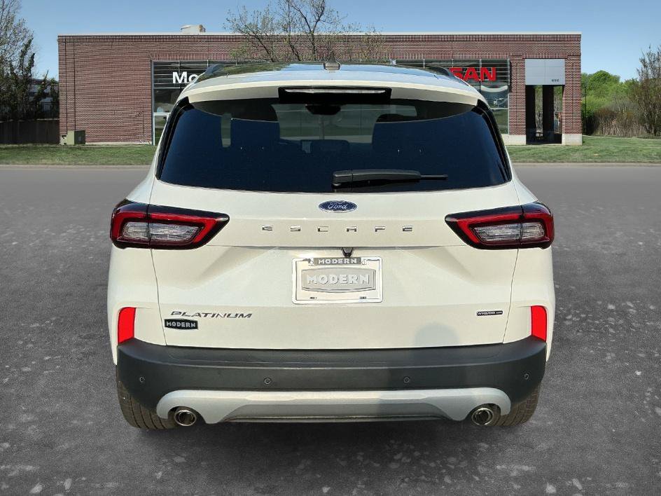 Used 2026 Ford Escape Platinum w/ Premium Technology Package AWD/4WD image 3