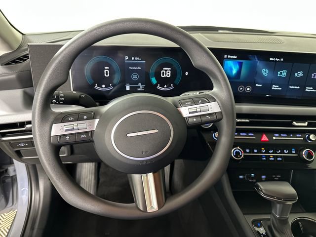 Used 2025 Hyundai Sonata SE FWD image 14
