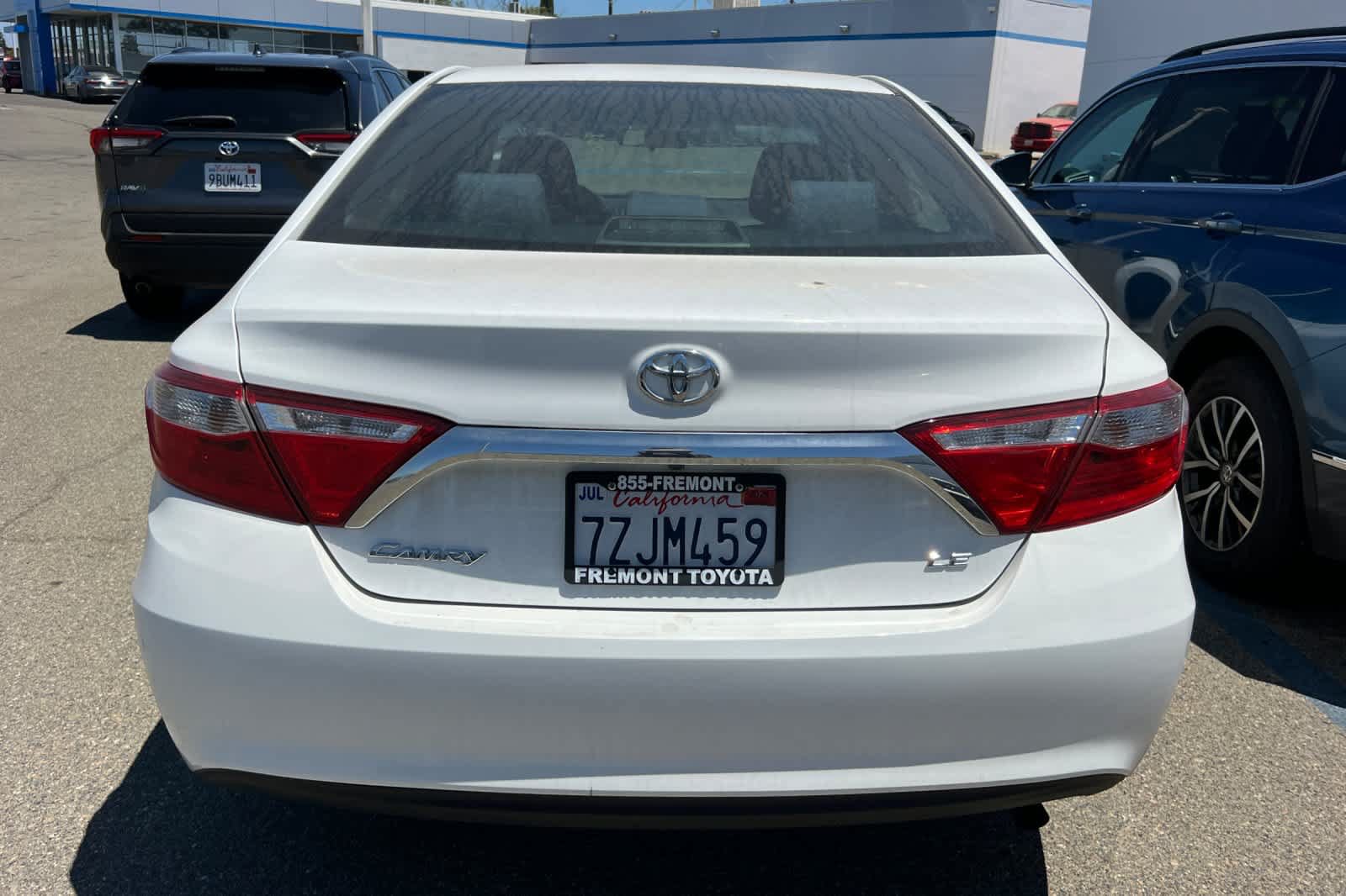 Used 2017 Toyota Camry LE FWD image 5