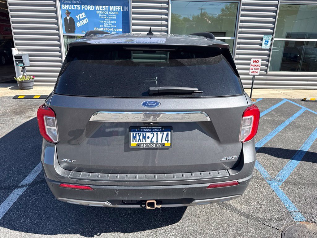 Used 2022 Ford Explorer XLT w/ Equipment Group 202A AWD/4WD image 6