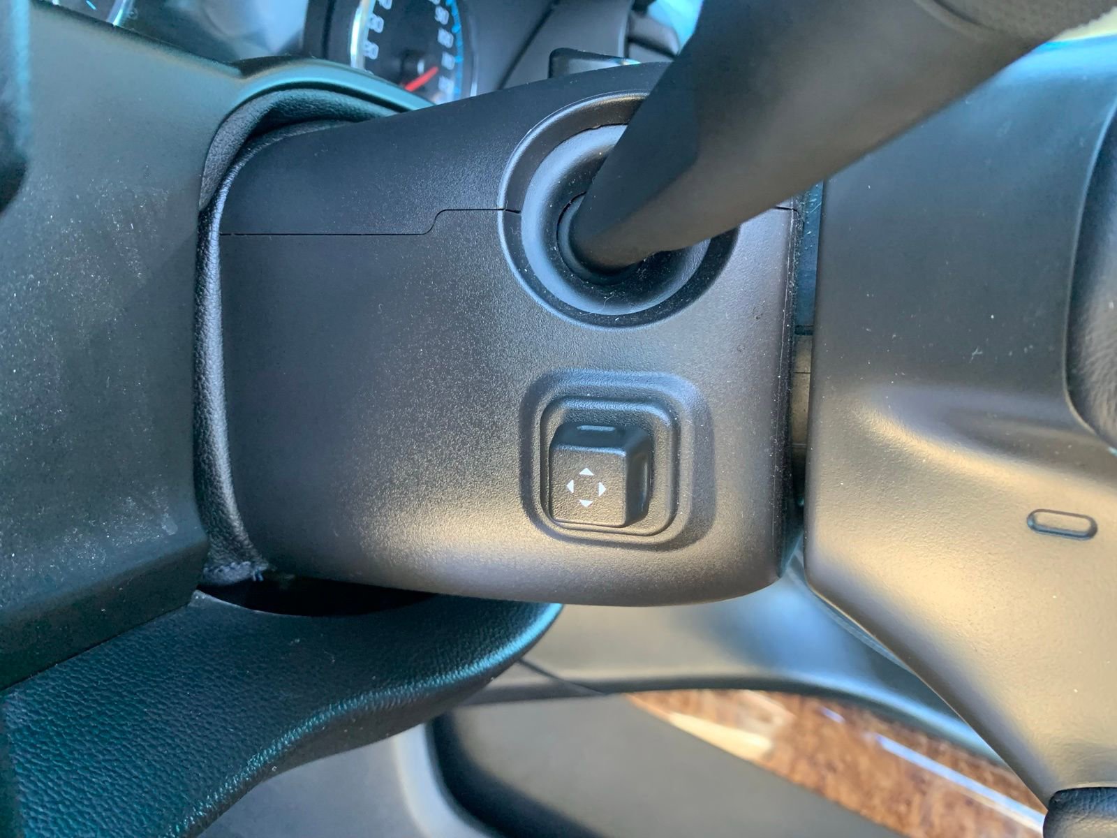 Used 2019 Chevrolet Tahoe Premier w/ Premier Plus Edition image 16