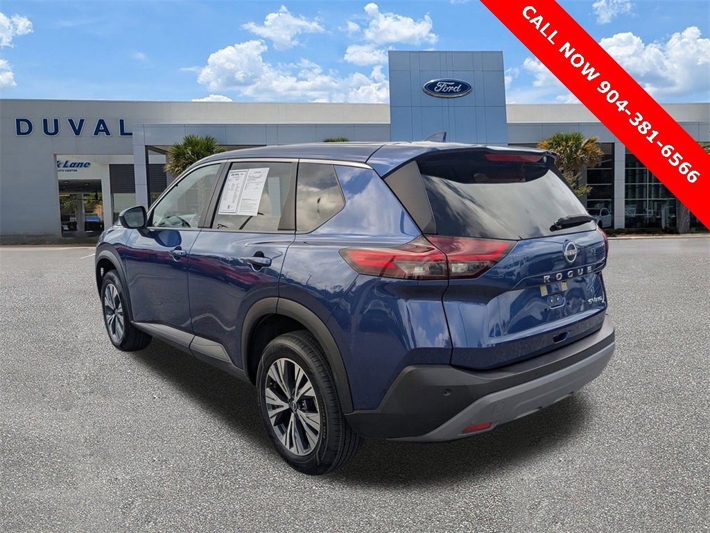 Used 2023 Nissan Rogue SV image 5