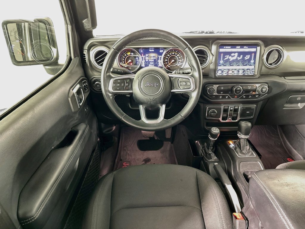Used 2018 Jeep Wrangler Unlimited Sahara AWD/4WD image 25