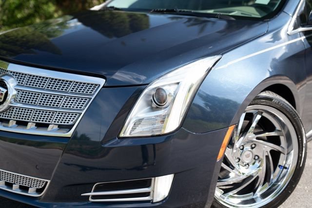 Used 2013 Cadillac XTS Platinum image 4