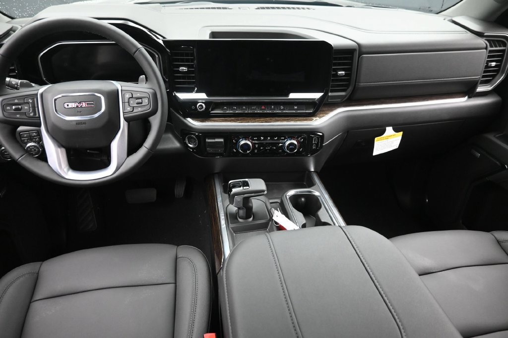 New 2026 GMC Sierra 1500 Elevation w/ Elevation Premium Package AWD/4WD image 16