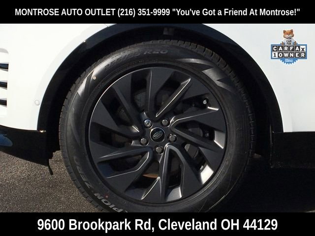 Used 2024 Land Rover Discovery Dynamic SE image 37