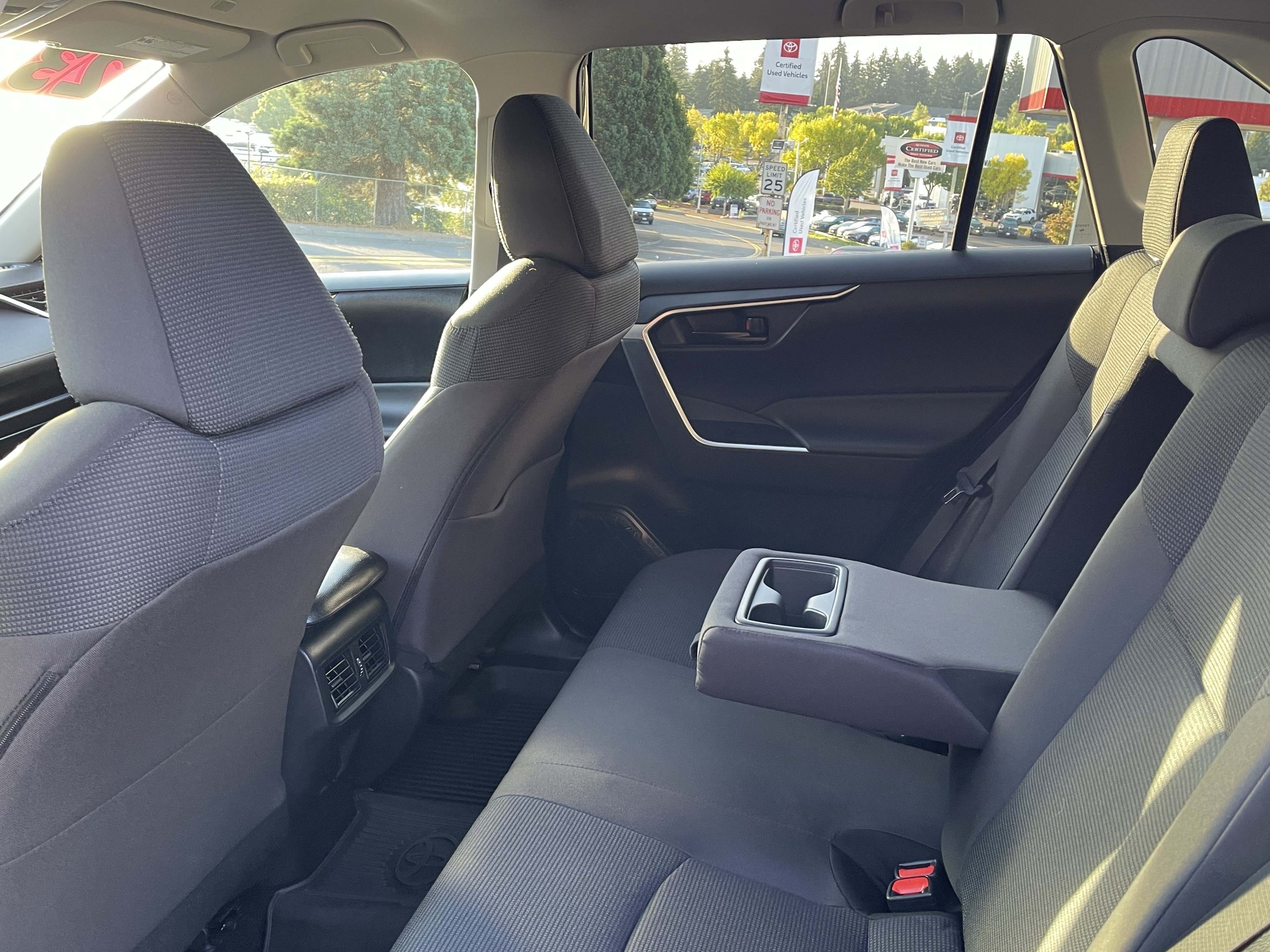 Certified 2023 Toyota RAV4 LE AWD/4WD image 12