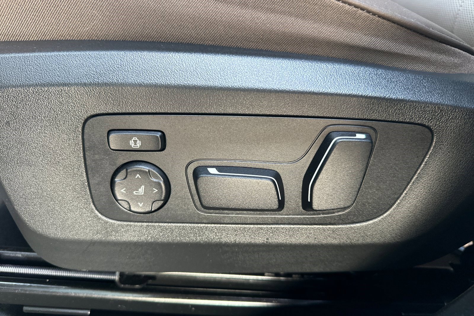 Used 2025 BMW X3 xDrive30i w/ Convenience Package image 14