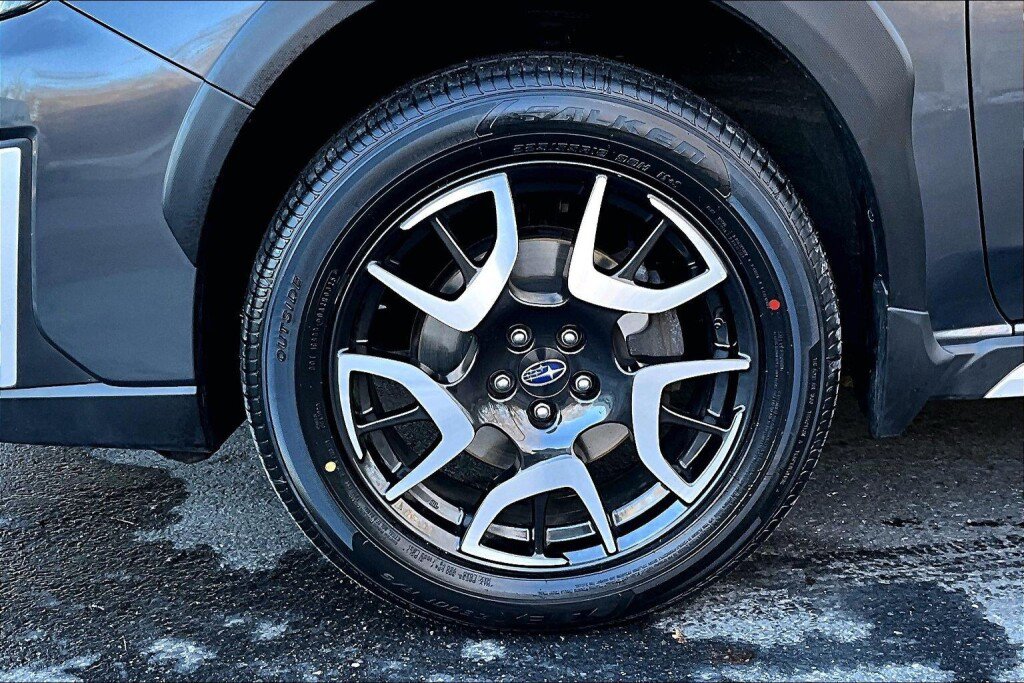 Certified 2021 Subaru Crosstrek Hybrid w/ Moonroof Package w/Navigation image 17