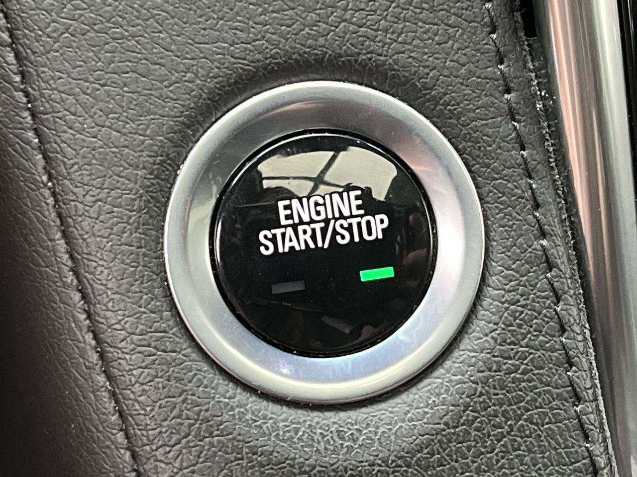 Used 2019 Cadillac Escalade Luxury AWD/4WD image 23