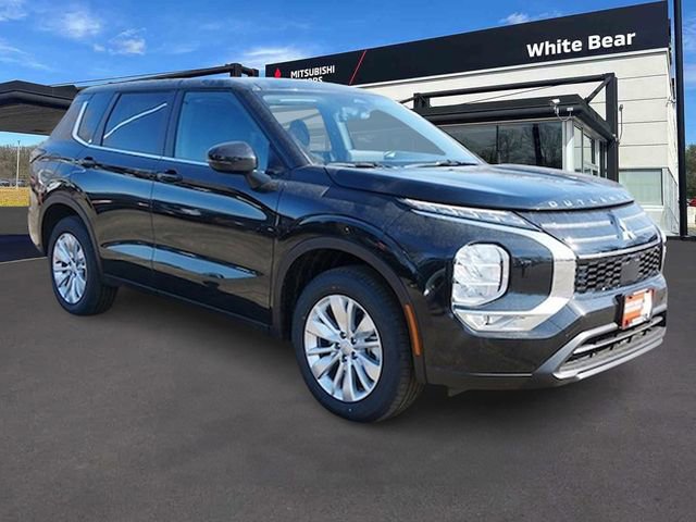 New 2026 Mitsubishi Outlander ES