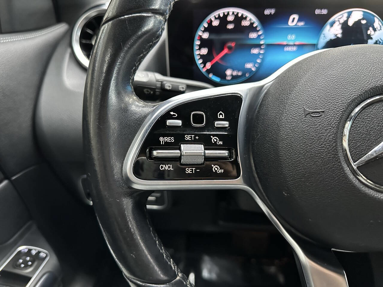 Used 2021 Mercedes-Benz GLA 250 4MATIC image 21